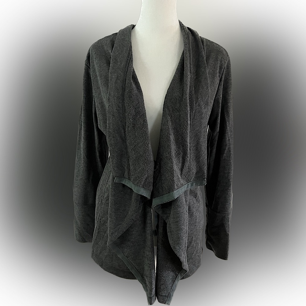 Casual Draped Front Long Sleeve Cardigan size small 0-6